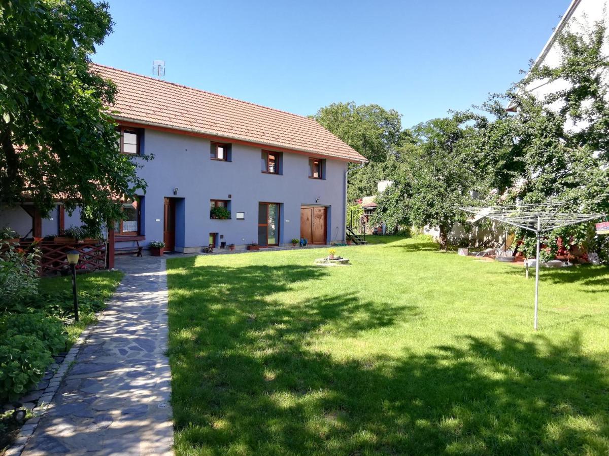Apartman U Kartouzky Dolany  Exterior foto